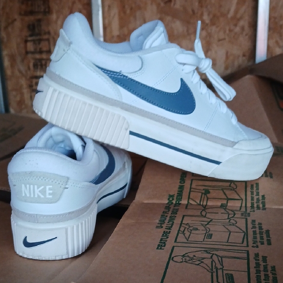Nike DM7590-104 Court Legacy Lift Platform Sneakers Size 8 Womens Blue White - Picture 9 of 15
